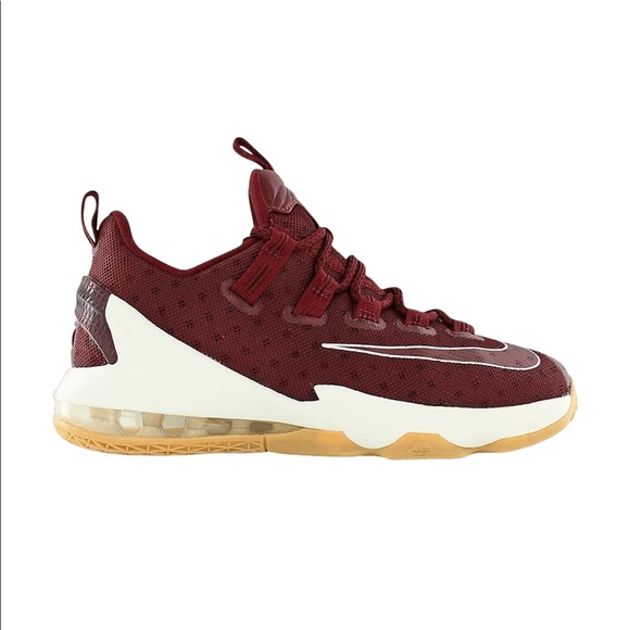 youth lebron basketball shoes